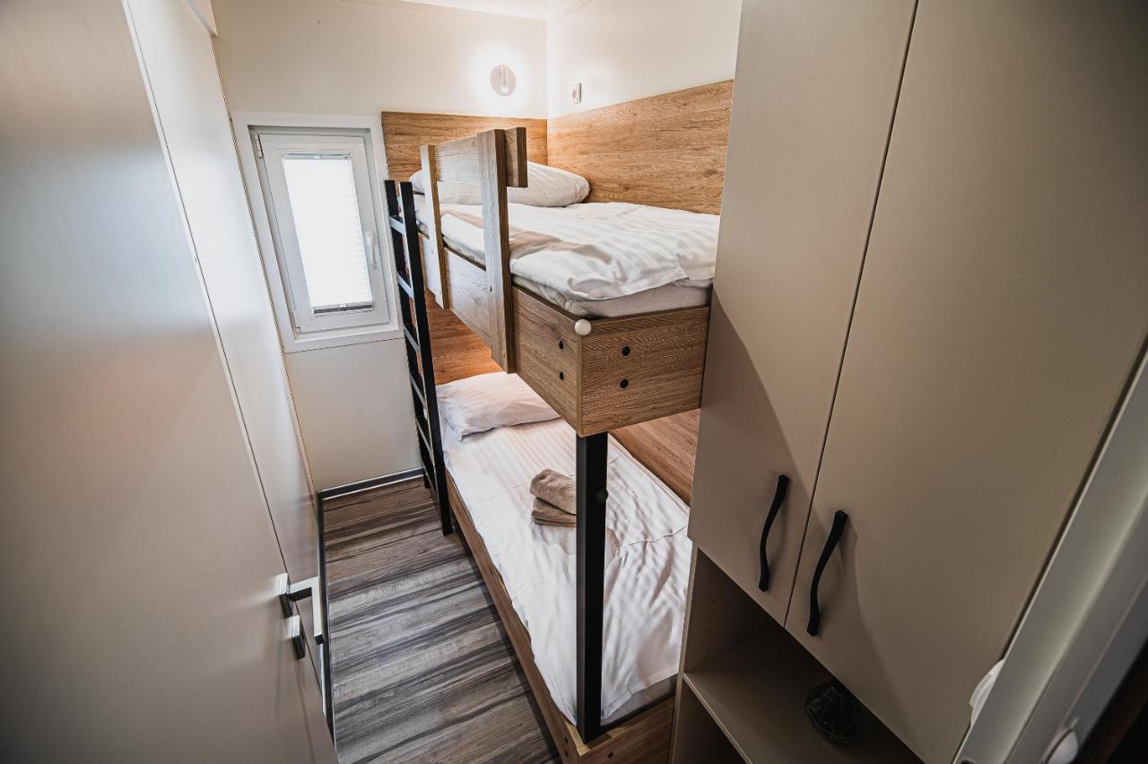 Premium Mobile Homes With Thermal Riviera Tickets Catez ob Savi Bagian luar foto